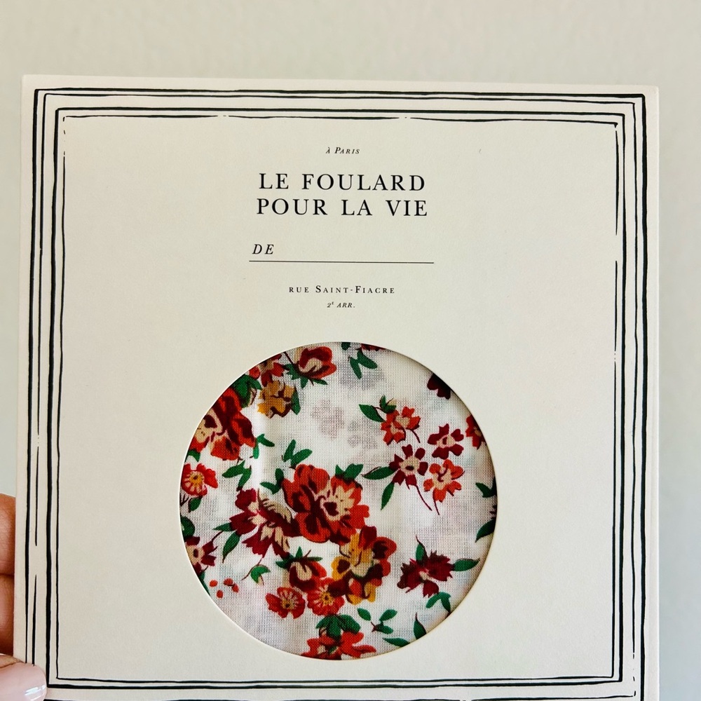 Sezane foulard pour la vie floral